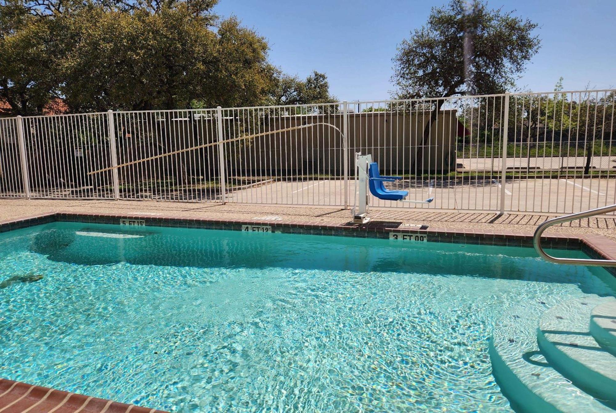 Hotel Baymont By Wyndham San Antonio Airport Exterior foto