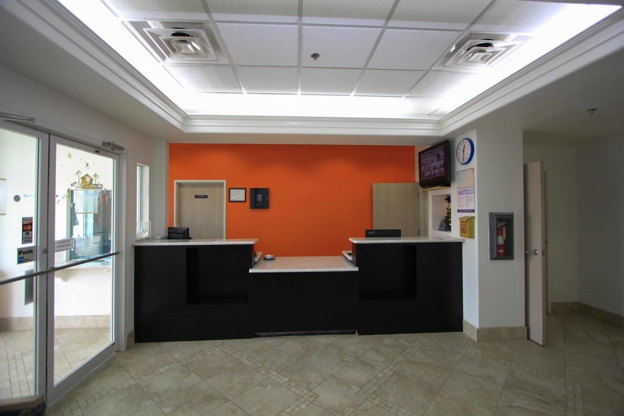 Hotel Baymont By Wyndham San Antonio Airport Exterior foto